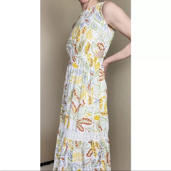 Jessica Simpson Yellow & Green Leaf Printed Cut-Out Maxi Dress w/ Crochet Tiers - Picture 2 of 14